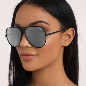 NWT Black Iconic Quay Sunglasses